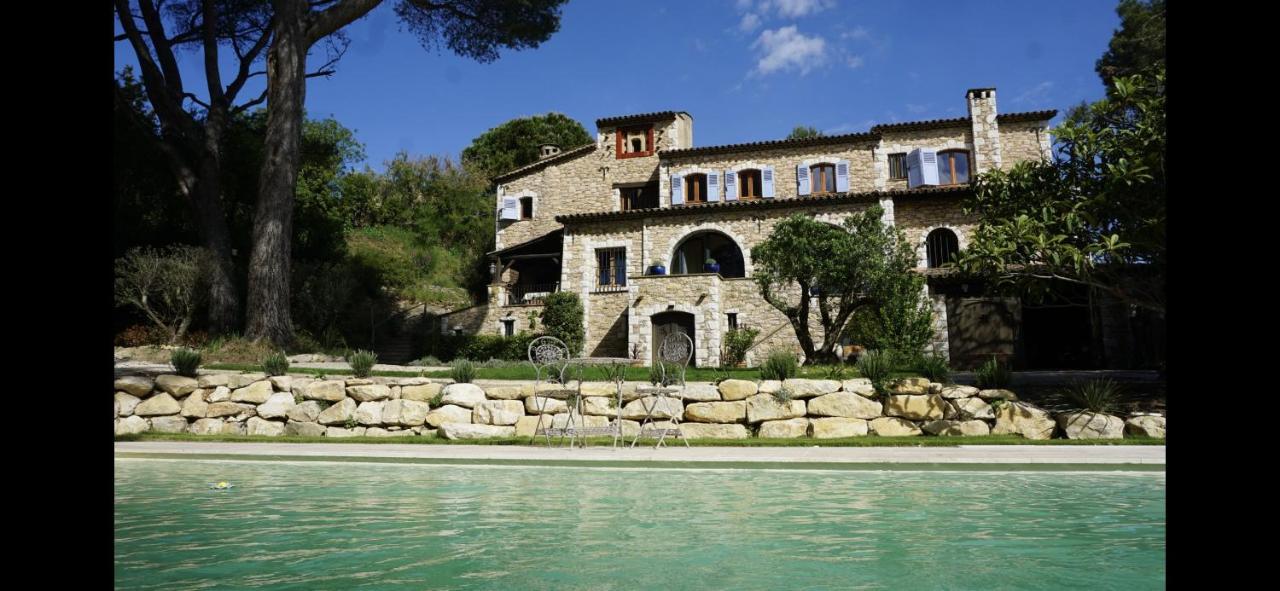 B&B Oasis Des Lavandes - Chambre Coqueliot Villeneuve-lès-Avignon Exterior foto
